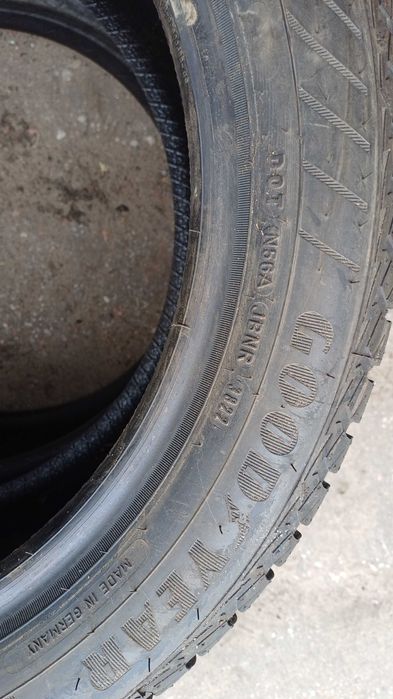 Goodyear Vector 4Seasons Gen-2 215/50 R17 95V 2022r