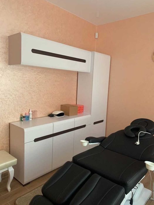 Продаж  приміщення на вул. Євгена Рихліка 11А, площа 175 кв.м