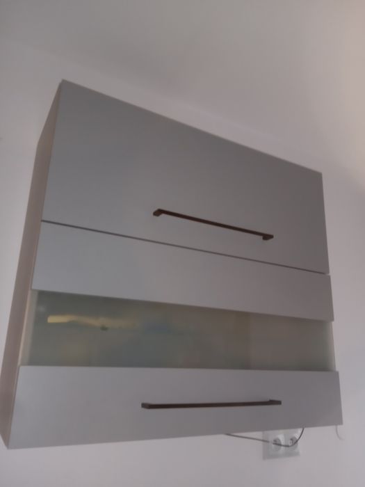 Szafka kuchenna witryna 80led wiszaca