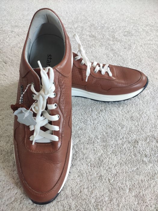 Чоловічі кросівки