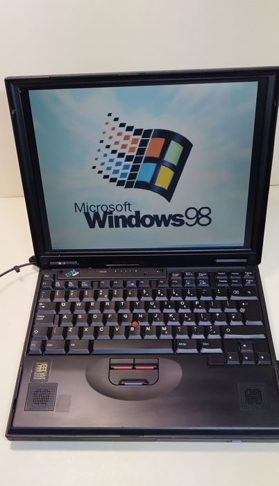Laptop IBM ThinkPad 600E