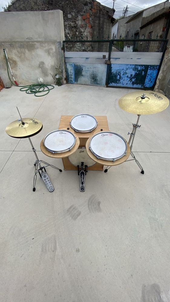 Bateria artesanal tajon