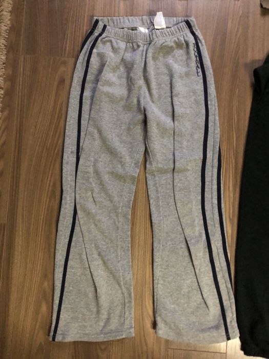 Sprzedam spodnie i koszulki dla chłopca rozmiar 152 wiek 11-12 lat