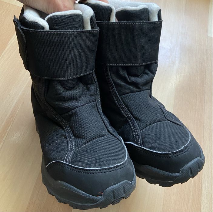 Czarne wodoodporne śniegowce Quechua rozm. 33