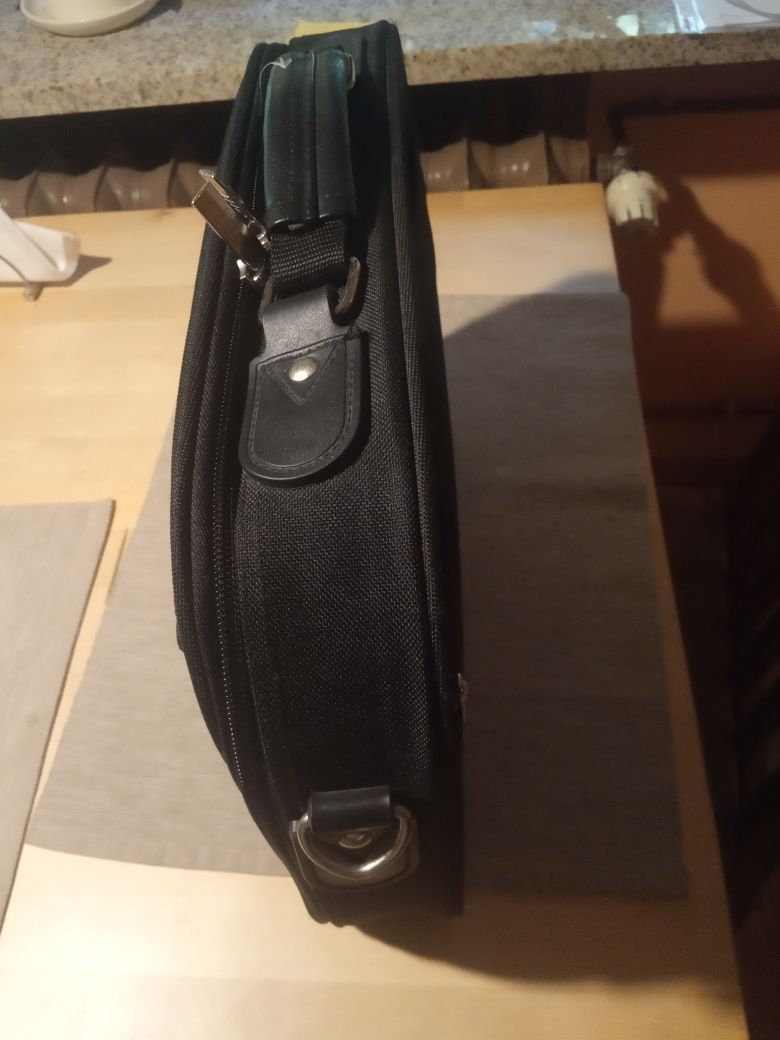 Teczka na laptopa