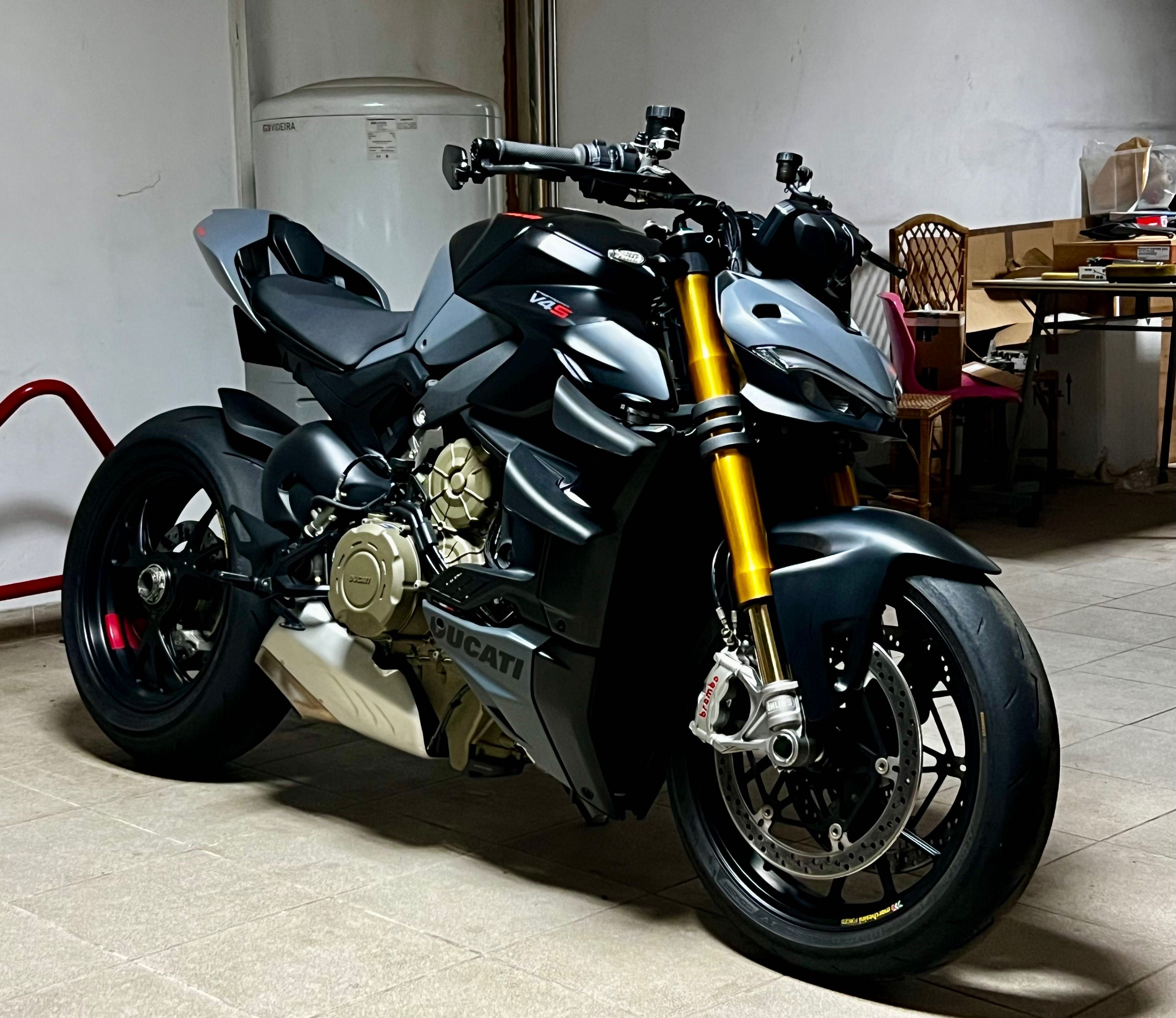 OPORTUNIDADE Ducati Streetfighter V4S my 2023