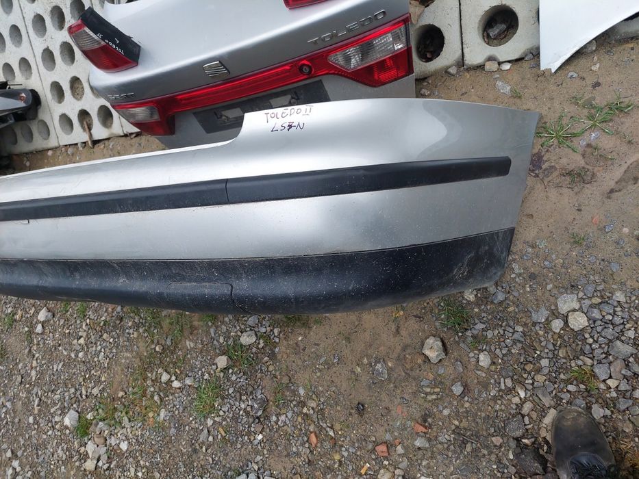Tylna klapa seat Toledo II 2003r LS7N srebrny
