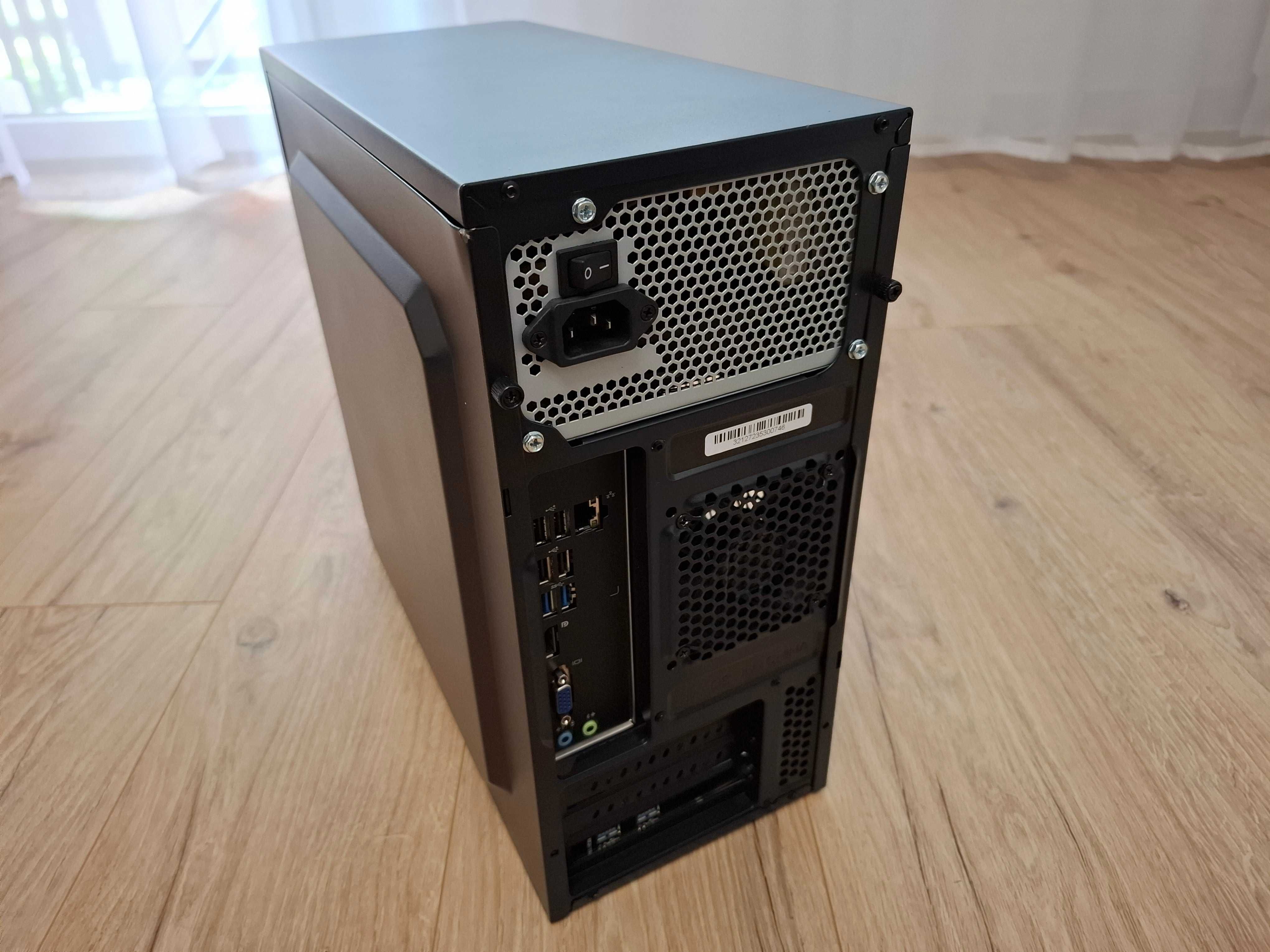 Komputer PC SSD Windows 11