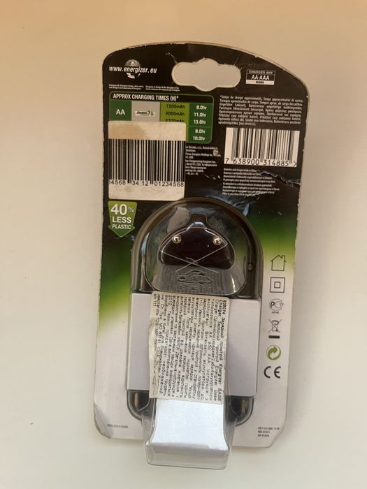 Зарядка Energizer на 4 батарейки Новая