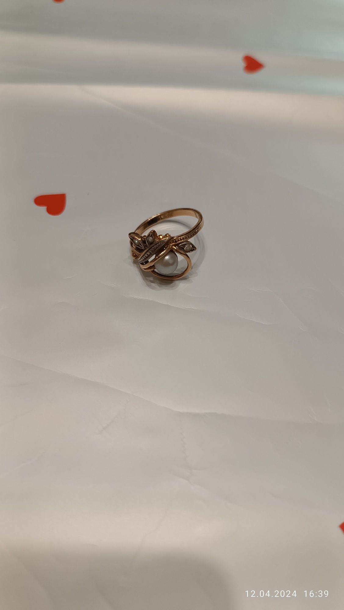 Кільце золоте з перлиною і цирконієм проба 585,розмір 16,5