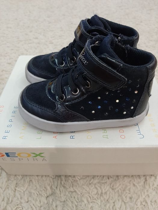 Geox tam. 21