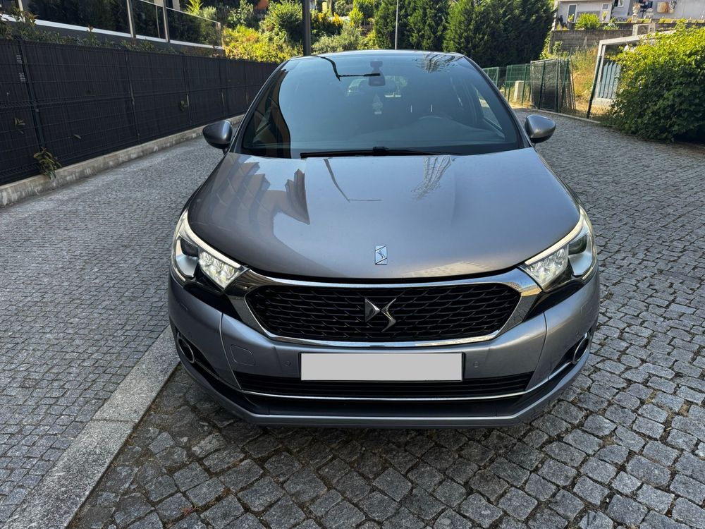DS4 Gasóleo 2016 excelente estado