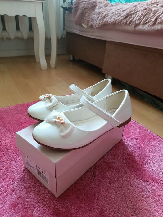 Białe Buty komunijne