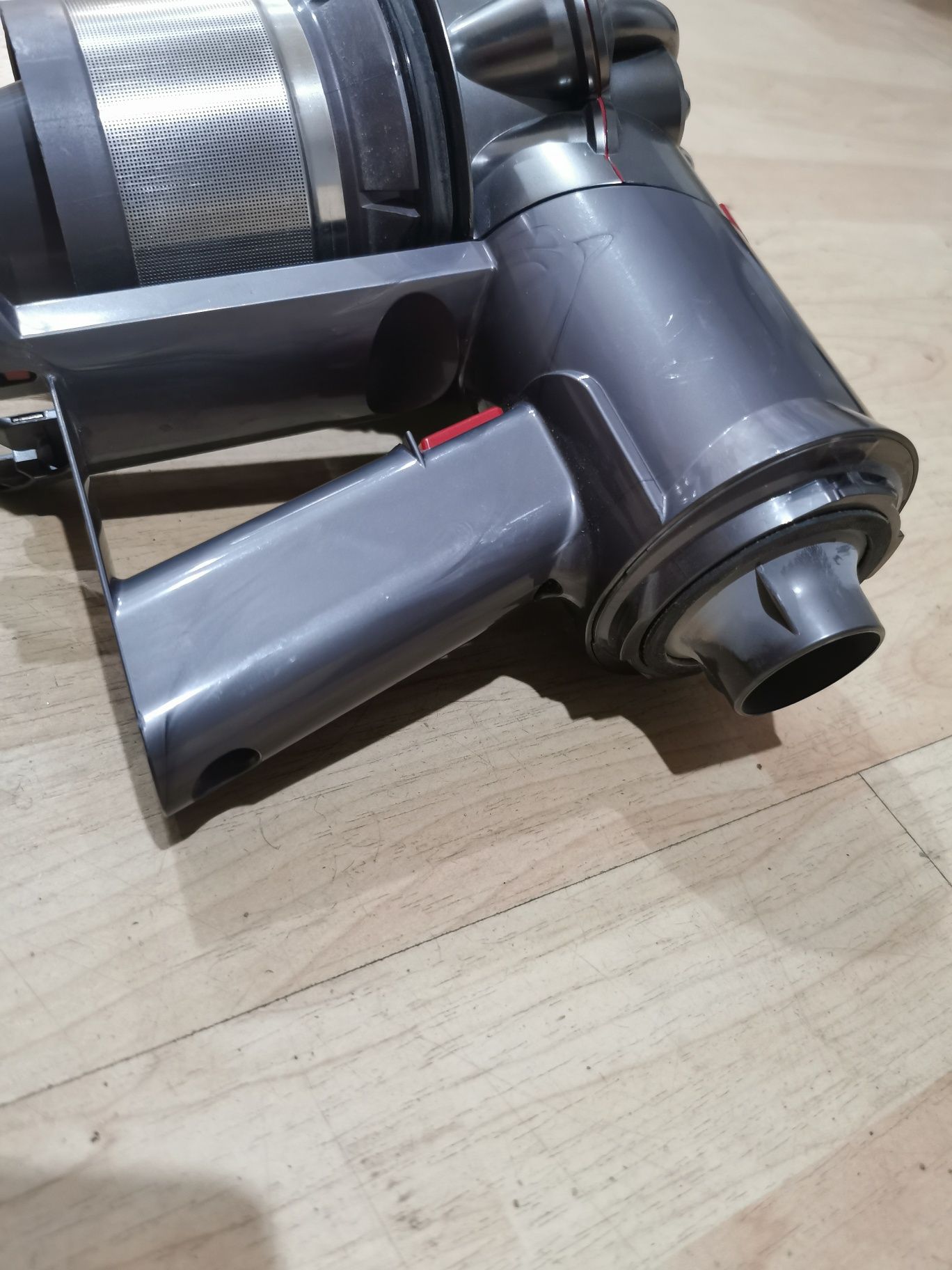 Odkurzacz bezprzewodowy Dyson  v8