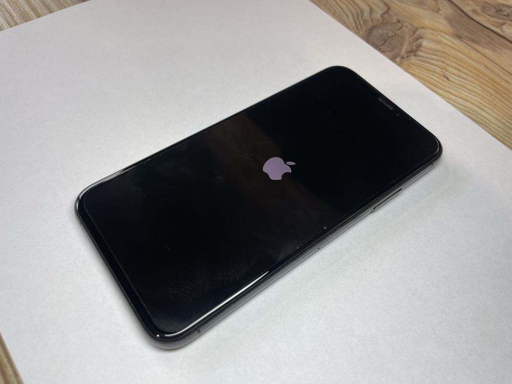 iPhone XS 64GB czarny stan bdb bateria 78%