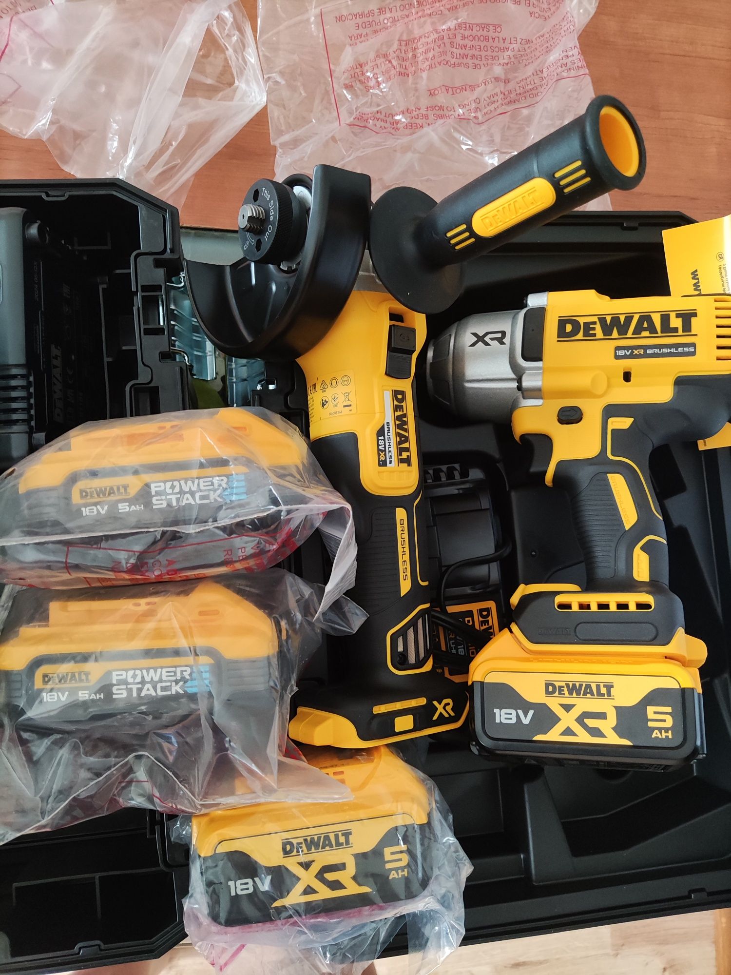 DeWalt udarowy klucz DCF900P2+szlifierka DCG405+4aku 5.0Ah+2x ład+2x w