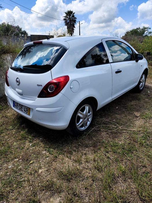 Opel corsa D 1.3 cdti 11/2013