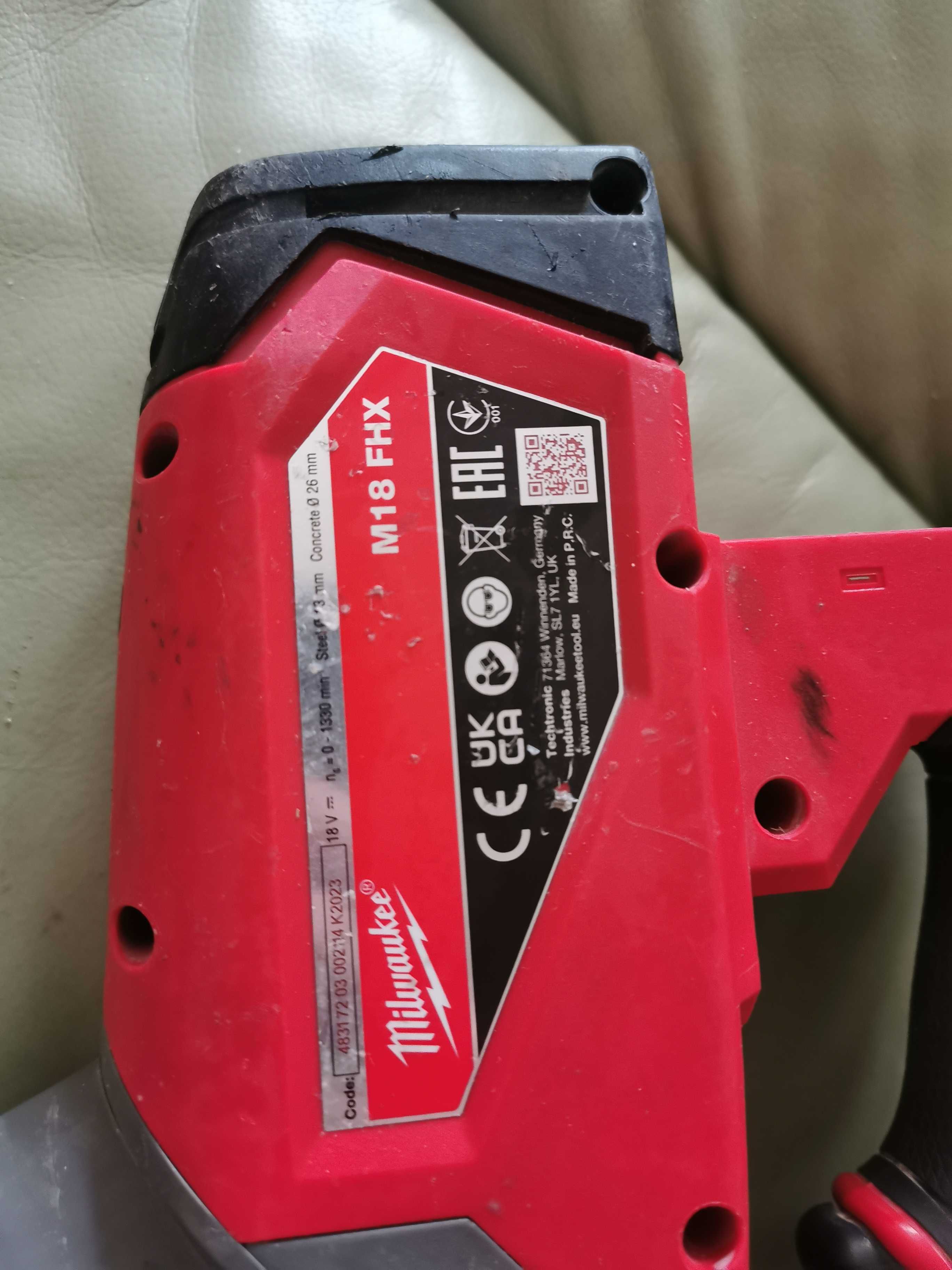 Mlot Milwaukee m18 FHX młotowiertarka