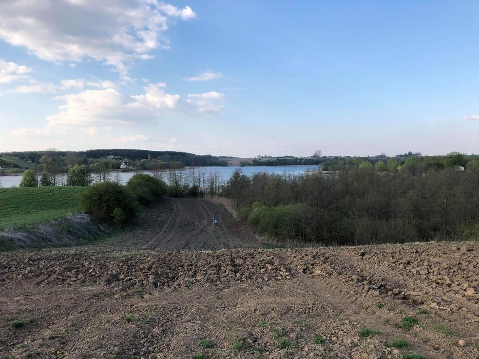 Działka 1,1 h nad jeziorem z linią brzegową Kleszczyn