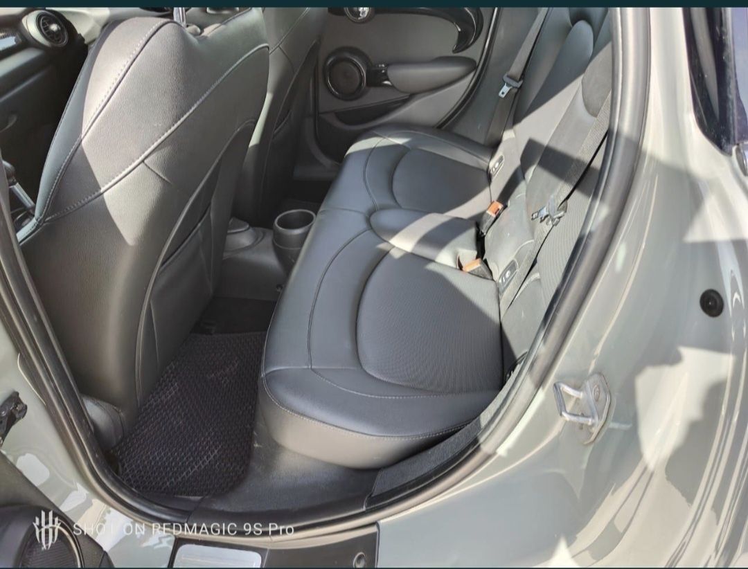 Продам Mini Cooper