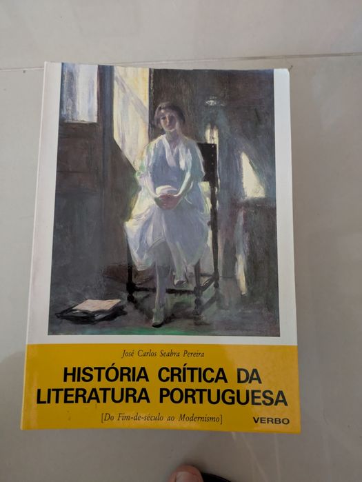 4 volumes História Crítica da Literatura Portuguesa