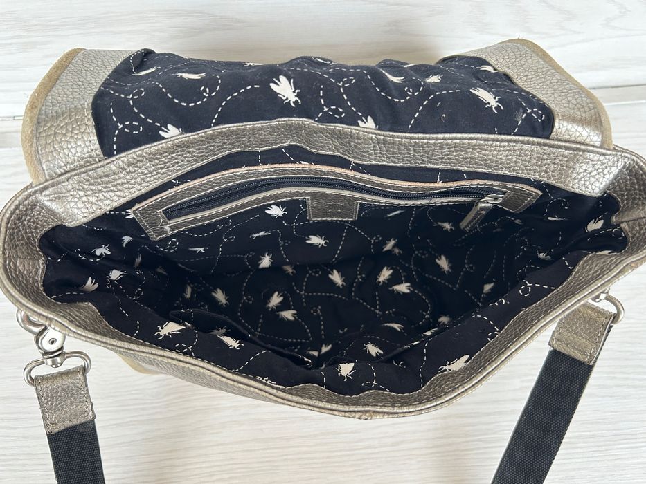 Mala pele FLY London