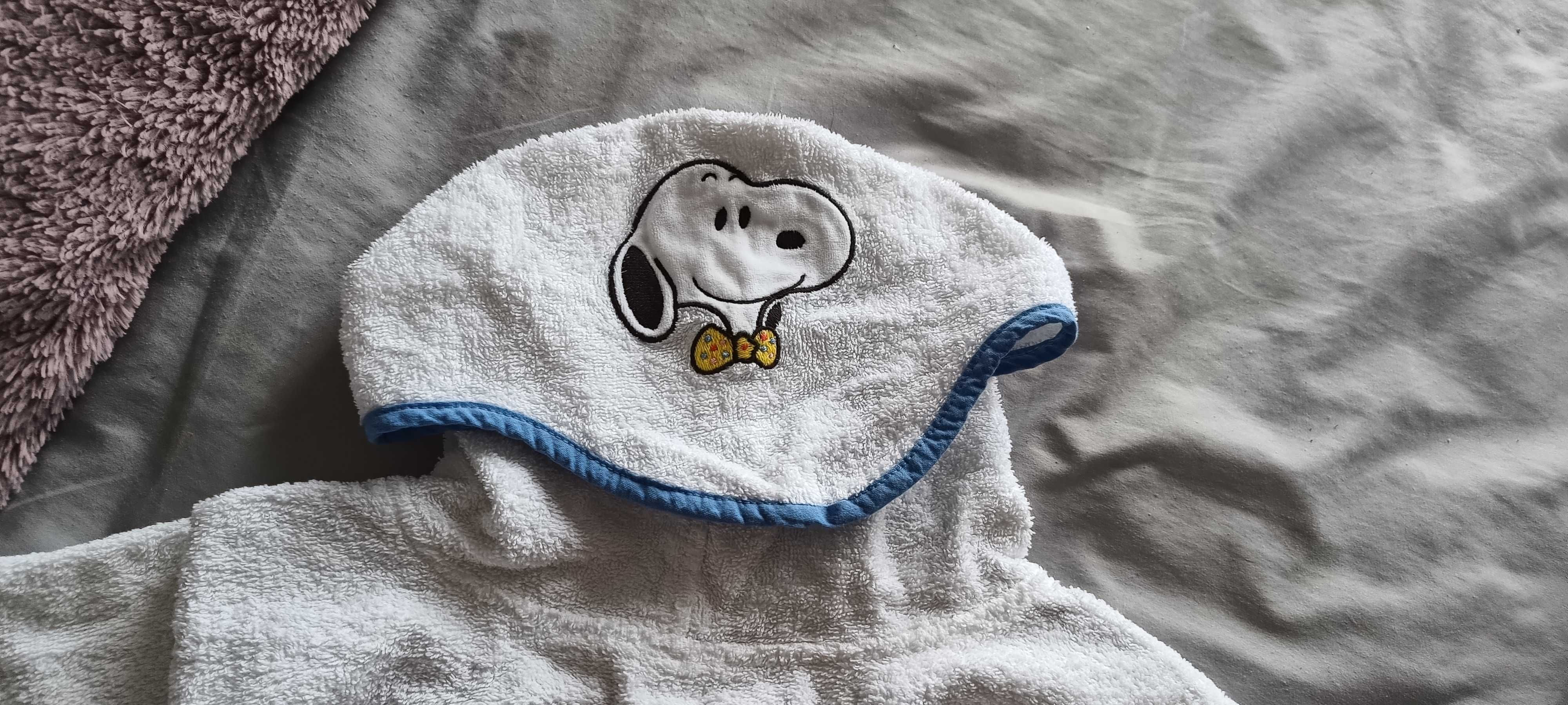 Ręcznik ponczo kąpielowe z kapturem dla dziecka 2/3 lata Snoopy