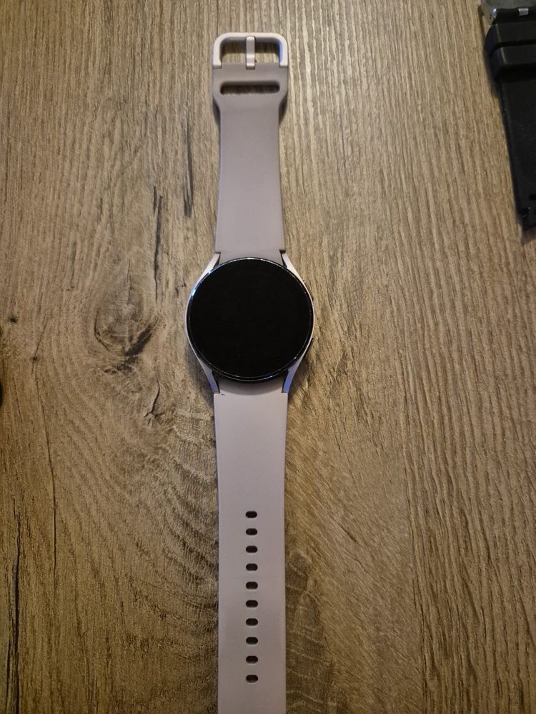 Samsung watch 4