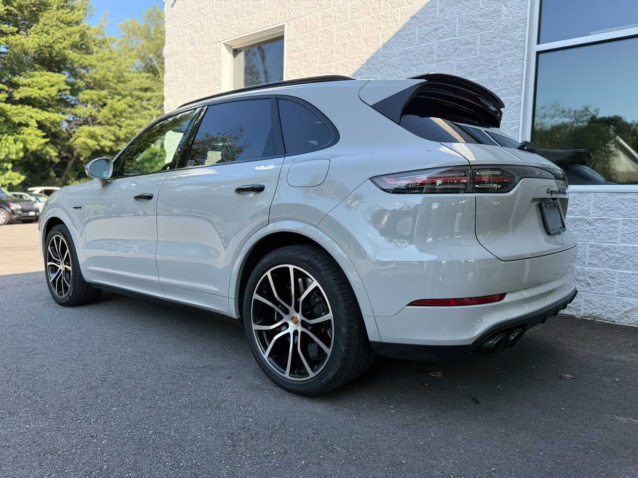 2021 Porsche Cayenne E-Hybrid Turbo S SUV
