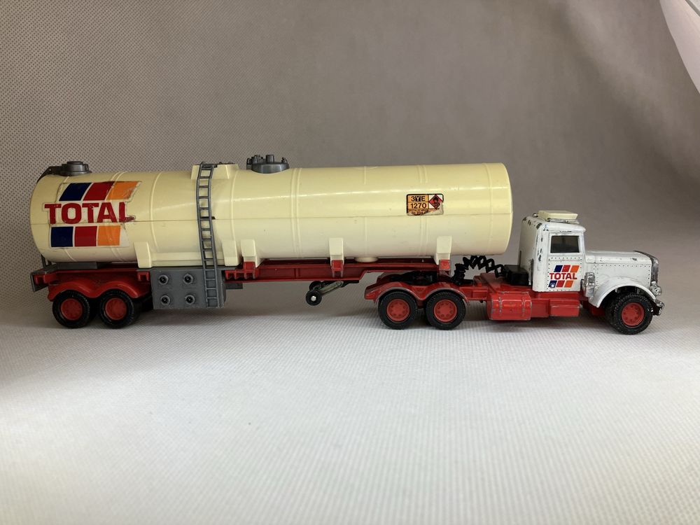 Matchbox Super Kings Peterbilt K 103 Tanker 1978