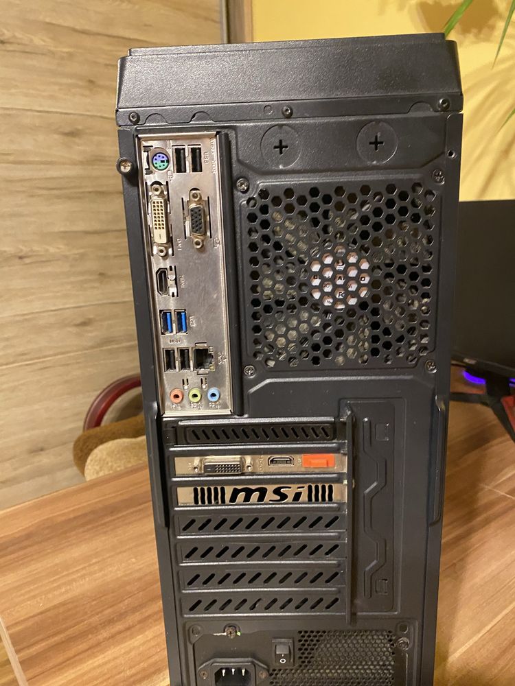 Komputer stacjonarny GTX1050 AMD fx8350 16GB RAM