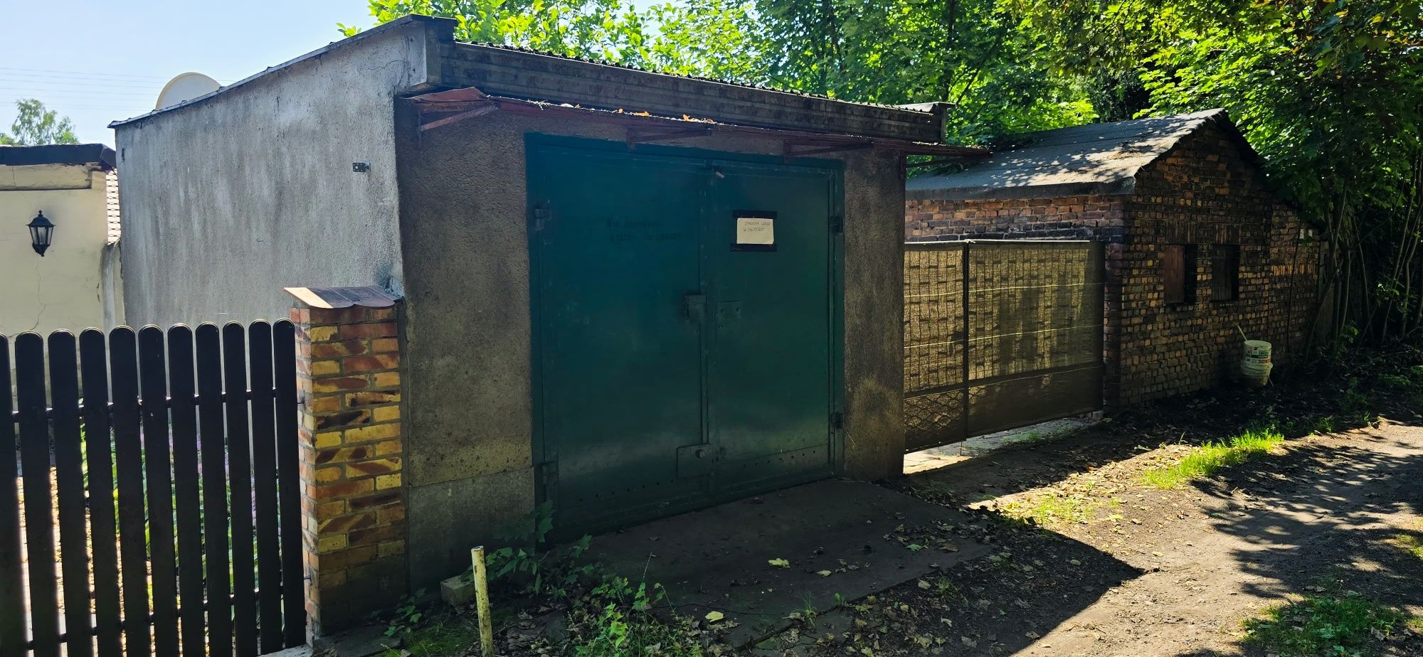 Sprzedam garaż wolnostojący z kanałem – Katowice Brynów