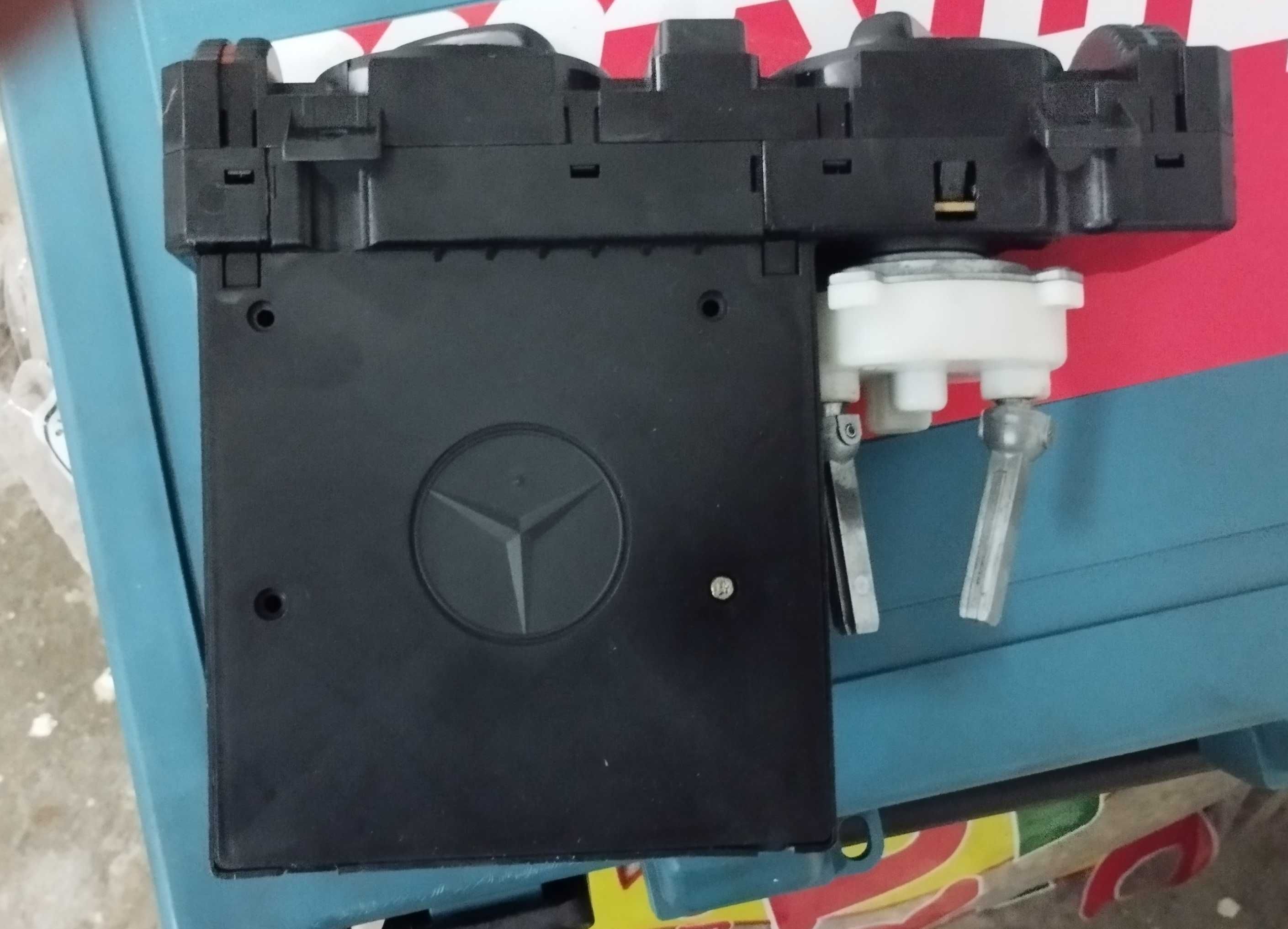 controlador de AC mercedes
