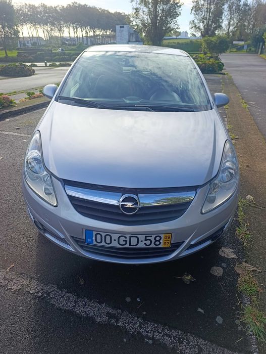 Opel Corsa automático 1.2  2008