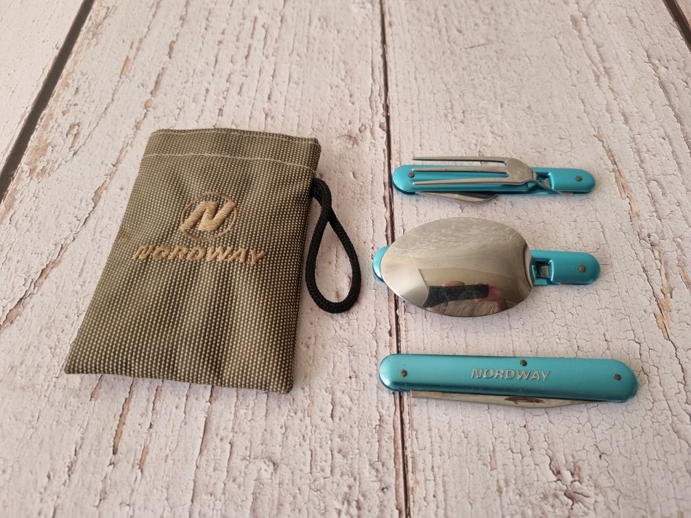 Походный набор столовых приборов NORDWAY.