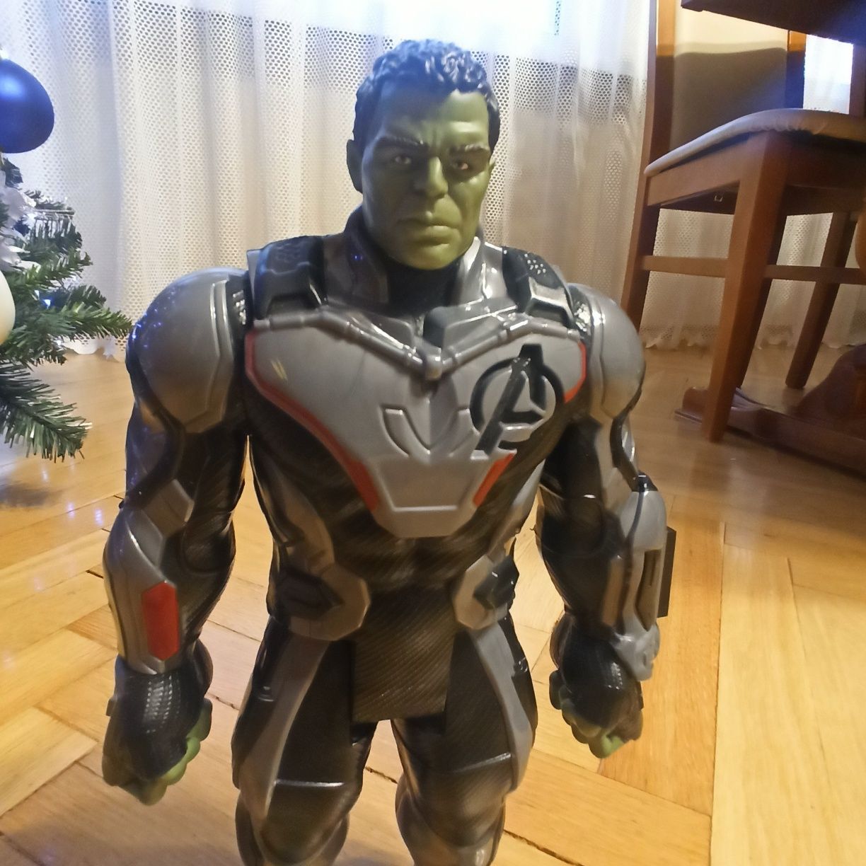 Hasbro Disney Avengers Endgame Titan Hero Hulk