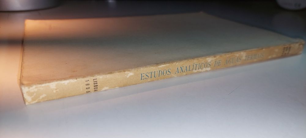 Estudos Analíticos de Águas Termais (1955)