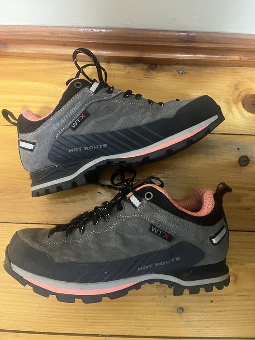 Жіночі кросовки Karrimor оригінал