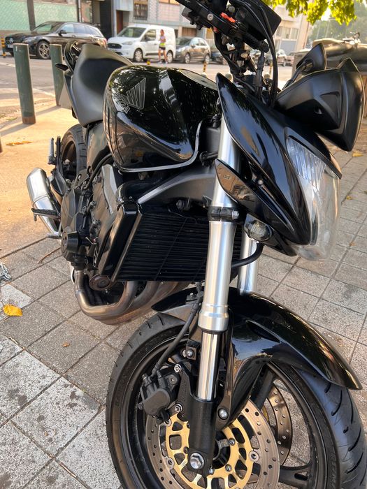Hornet 600cc ´31000KM NOVA.