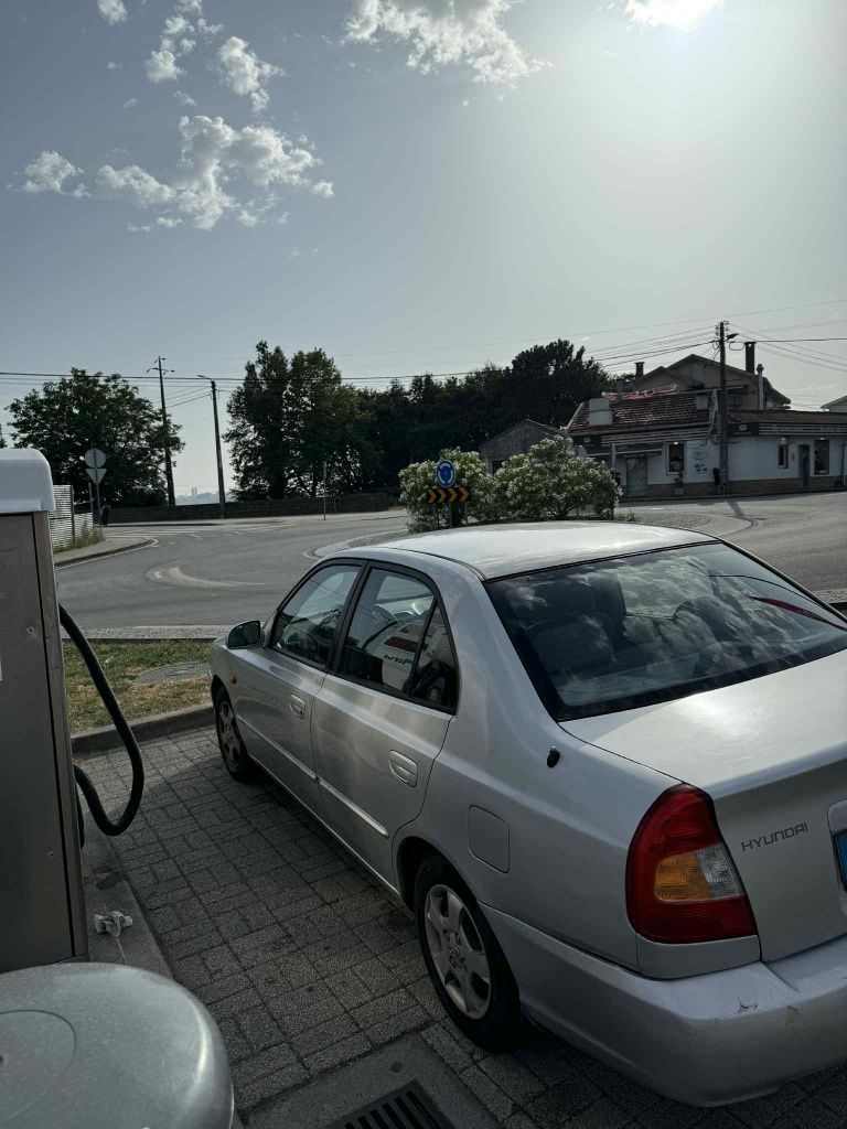 Hyundat accent 2000
