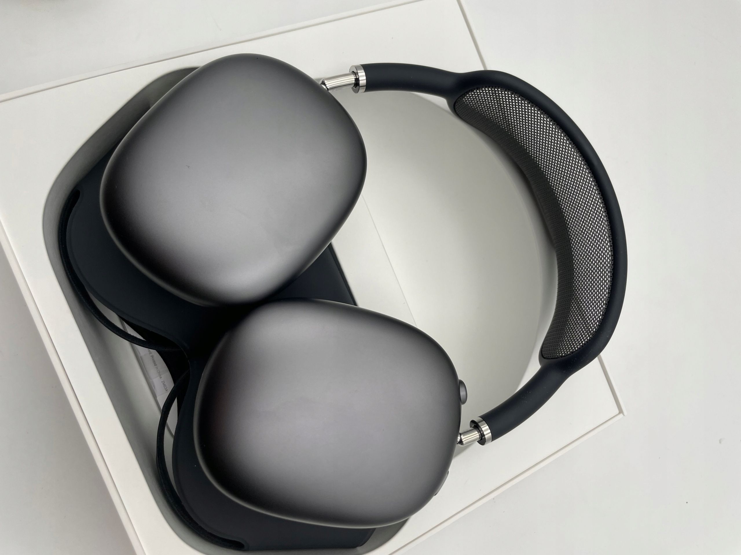 Apple AirPods Max Space Gray