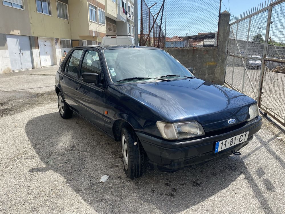 Ford fiesta inpecionado