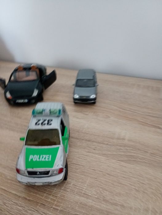 Autka skala 1:43 ford ka 1:24