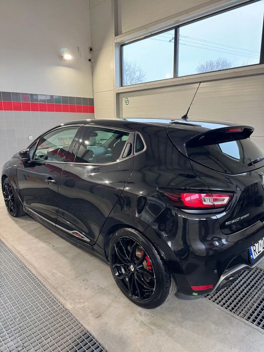 Renault Clio Renault Clio 1.6 R.S.Trophy 220 EDC