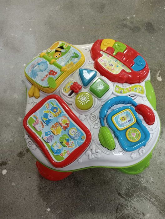 Vendo mesa de atividades bebe