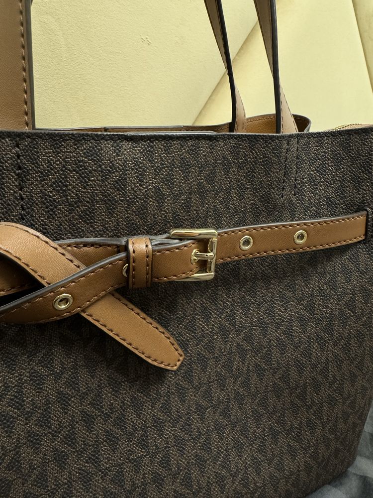 Брендова шкіряна сумка Michael Kors
