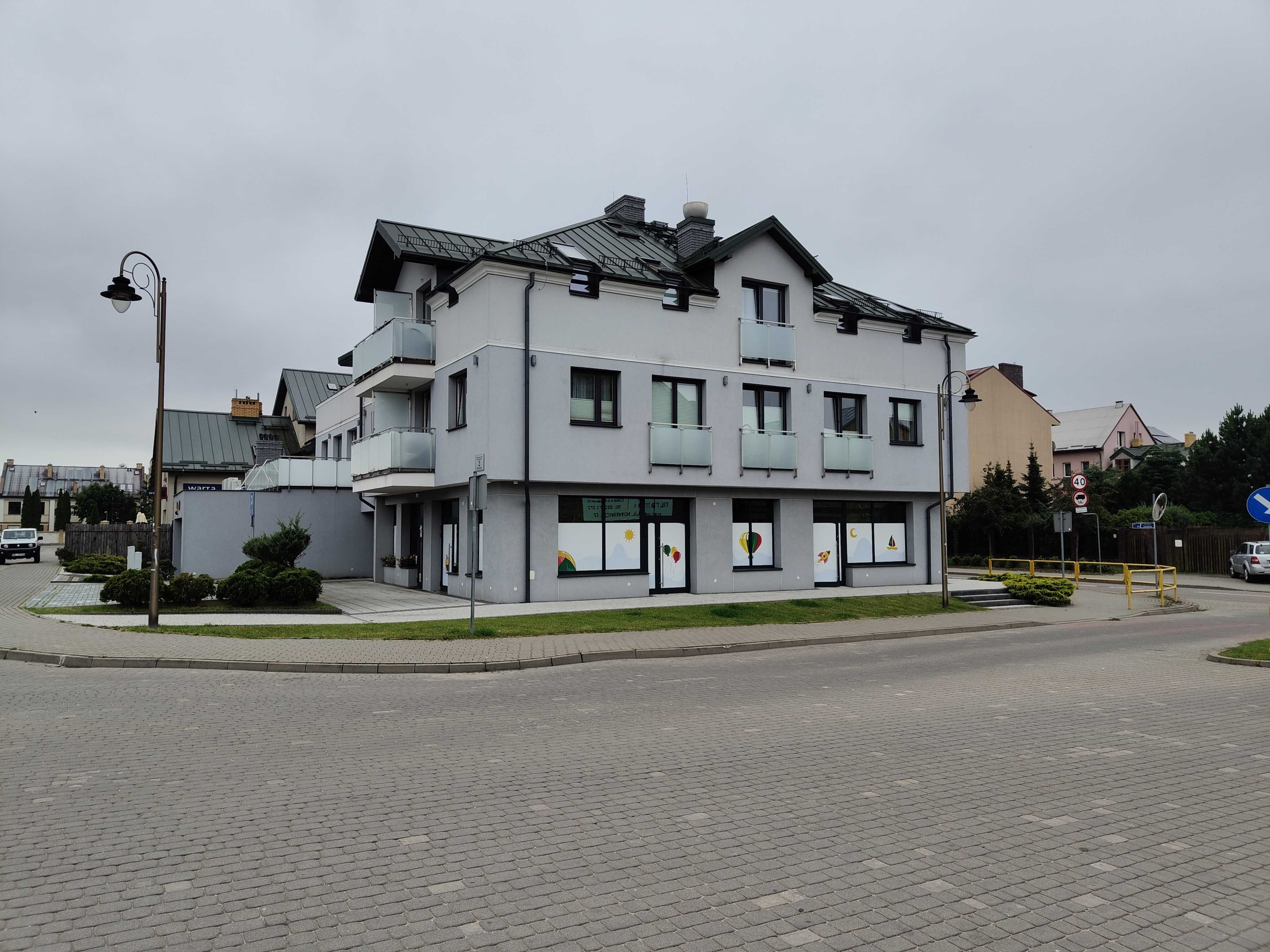 Lokal usługowy 141 m² w centrum Suwałk – parter, witryny, przedszkole