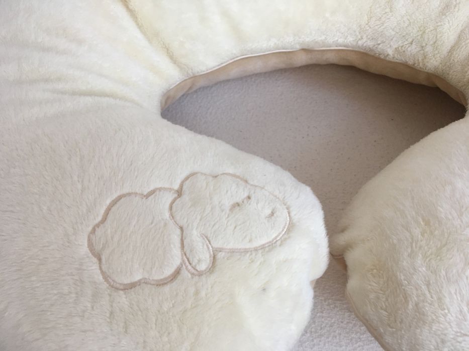 Poduszka do karmienia Poofi