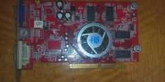 Видеокарта Radeon™ 9600 128MB DDR