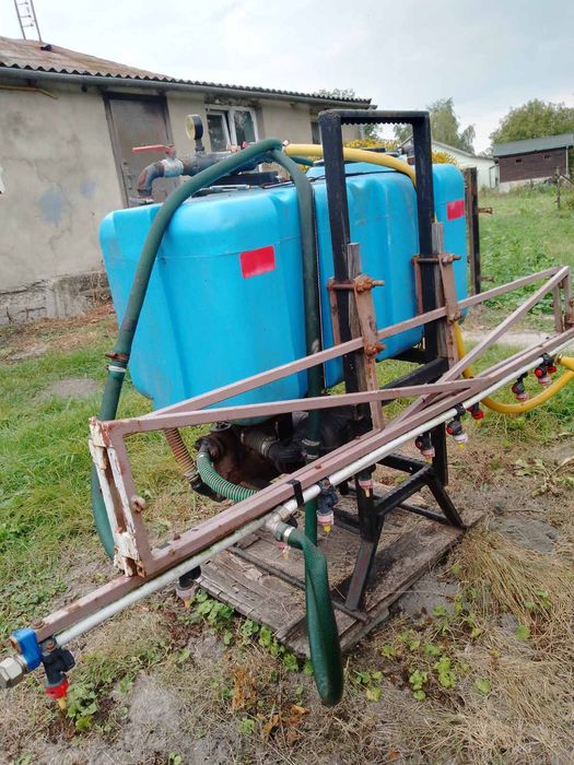 Продається оприскувач до міні трактора